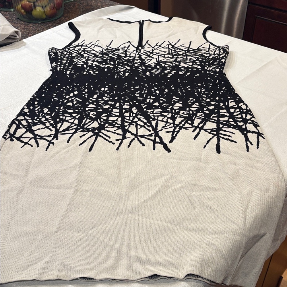 Calvin Klein Black and White Patterned Mini Dress - Picture 5 of 6
